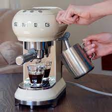 Smeg Retro Style Coffee Maker Review